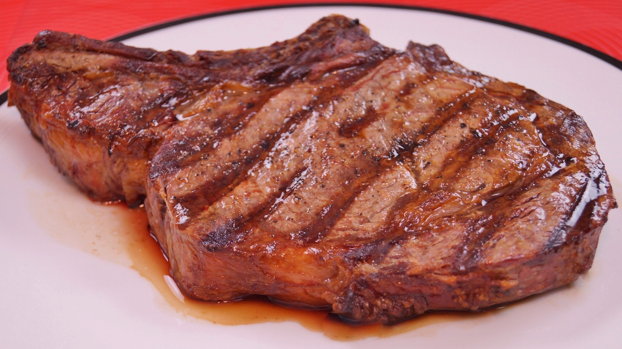 2014-06-01-Rib-Eye-Steak-Cowboy-Steak-2-